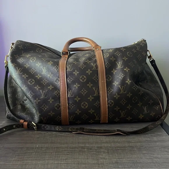 Louis Vuitton Duffle Bag - Picture 1 of 3